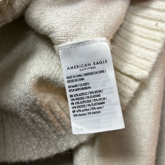 American Eagle Cropped Cardigan - Picture 6 of 15